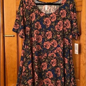 Lularoe Perfect T